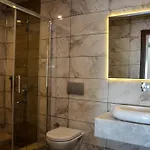 Hotel Karakas